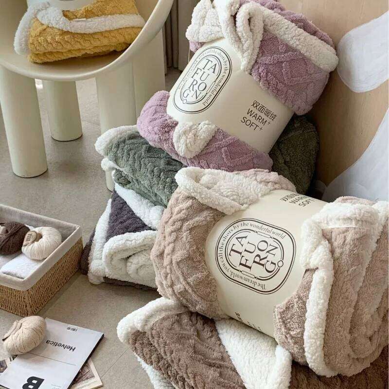Plush Wool Blanket Coral Fleece Soft Double-sided Bedding Suitable for Offices and Camps Autumn Winter Office Blankets XJ260112