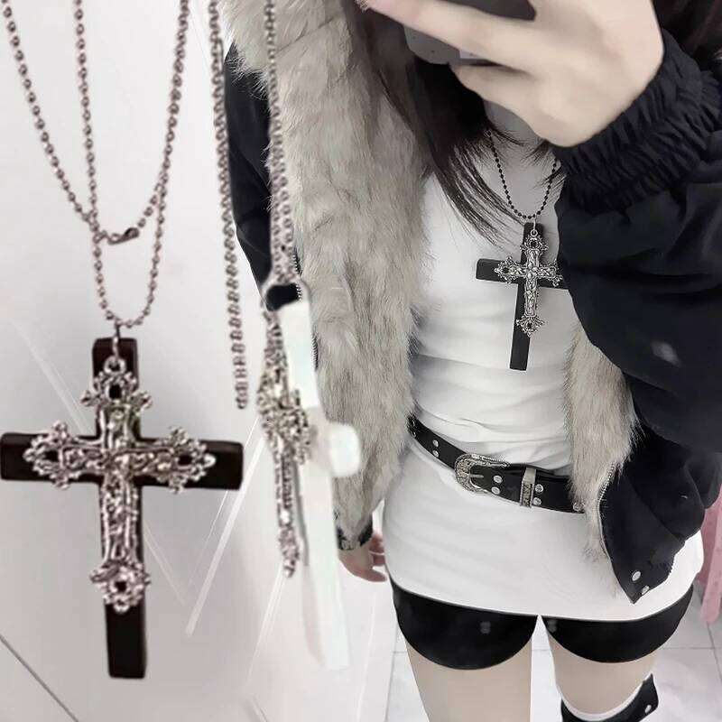 Gothic Punk Large Wood Y2k 3D Relief Flower Metal Cross Double Pendant Necklace Jewelry Gifts Accessories H260112