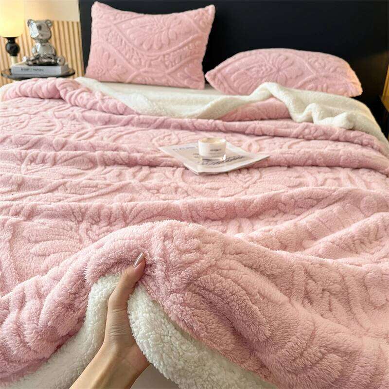 1pc Coral Fleece Blanket Winter Thick Soft Bedspread Warm Plaids for Beds Single/Queen/King Solid Color Thow Blankets XJ260112