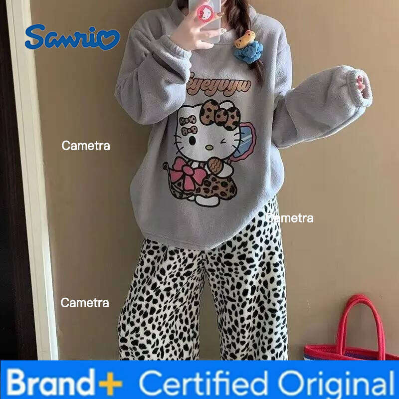 Sanrio Girl Home wear microvilli hello kitty kawaii Cartoon Student Casual Autumn and winter Round neck Loungewear set new style H260112