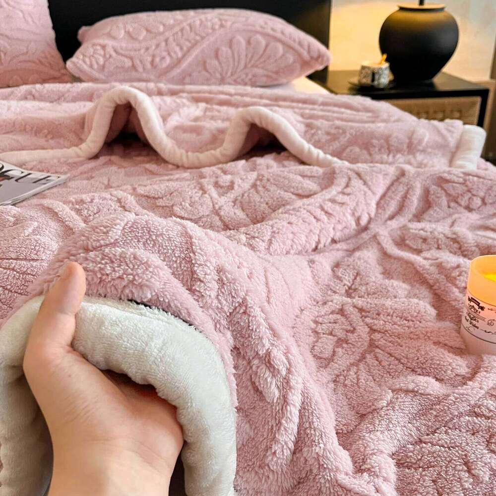 1Pc Carved Velvet Warm Autumn Winter for Bed Soft Fluffy Blankets Warmth Cozy Coral Flannel Sofa Cover Blanket Nap XJ260112