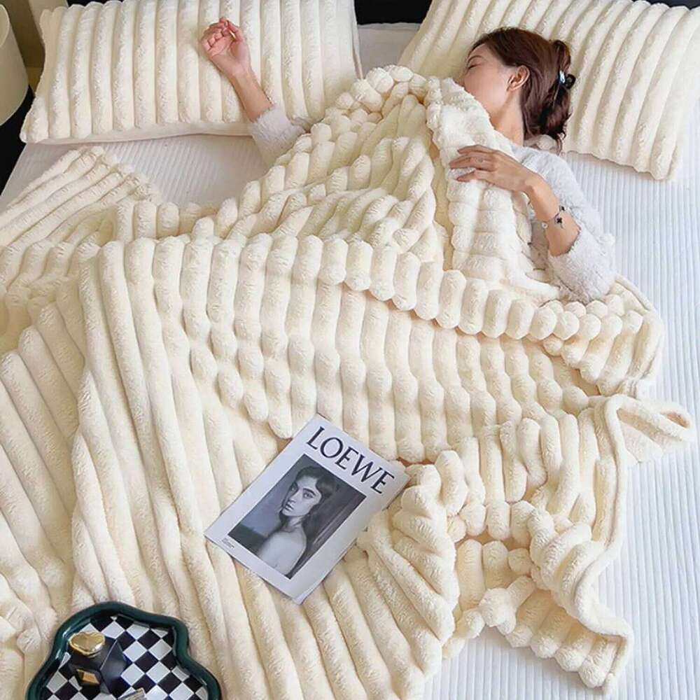 ROSEKIND Blankets 3 Size Bed, 300GSM Soft & Warm Fleece Blanket Decorative and Giftable Striped throw blanket for All season XJ260112