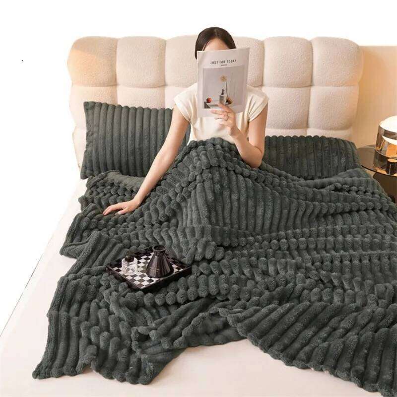 2025 new solid color winter milk coral fleece air conditioner blanket nap sofa blanket, no XJ260112