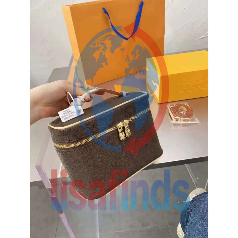 toiletry cosmetic bags designer makeup bag Nice make up Travel Cases women Lady shoulderbags Girls pouch wash vanity tote handbags Purses Mini Wallets 10A