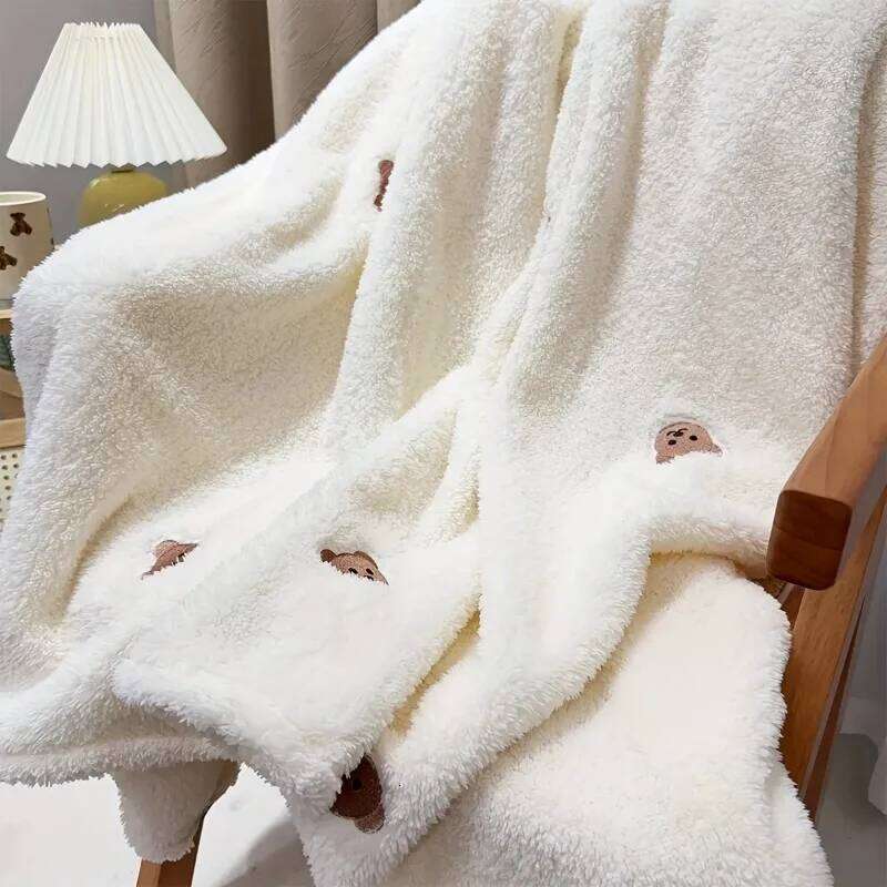 Soft Plush Bear and Rabbit Pattern Multi-Purpose Cozy Home Bedding Accessory Fluffy Warm Throw Blanket for Bed/Couch XJ260112