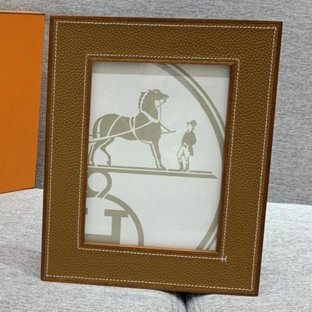 Wooden Pictures Mahogany Smooth Calfskin Simple Can Hold 7 Inch Photo Frame Modern Decor H260306