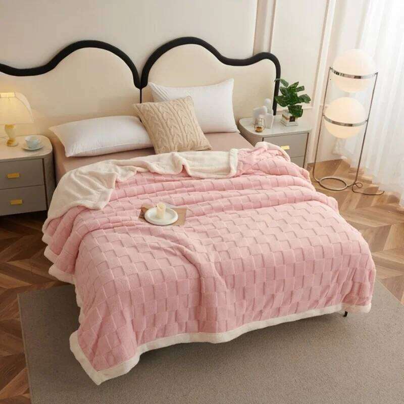 Chessboard Getafur Lamb Fleece Thickened Autumn and Winter Keeping Warm Sofa Blanket Can Be Used As A Bed Sheet XJ260112