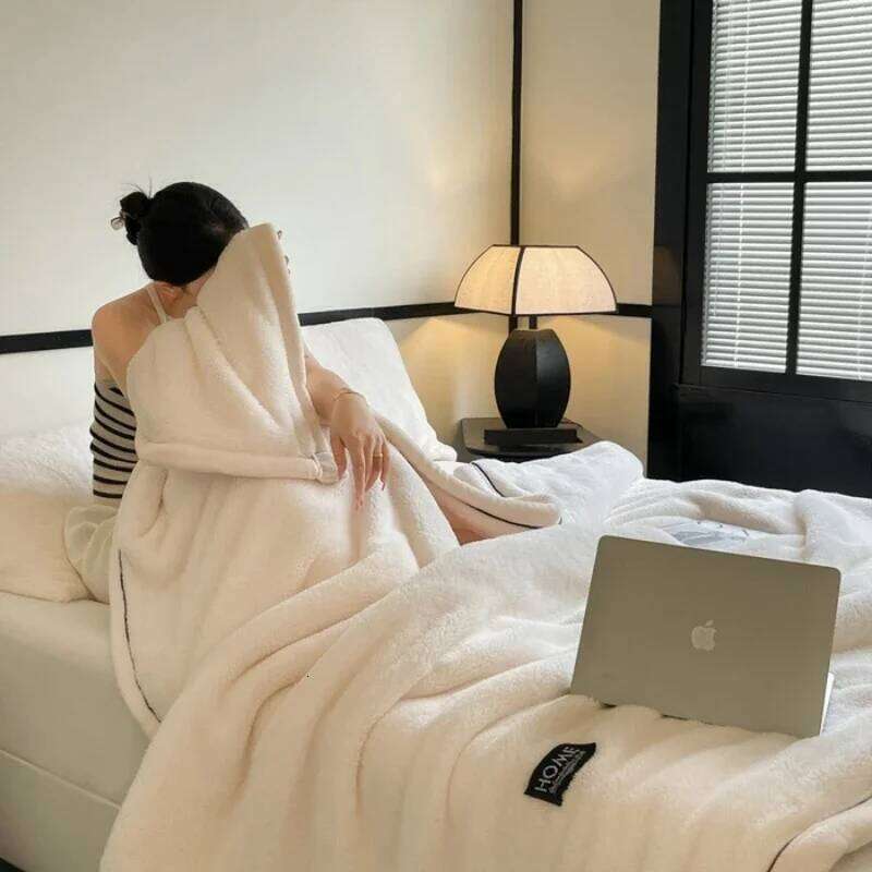Plush Warm Winter Blanket A Grade Coral Fleece Flannel Soft Thick Bed Blankets for Sofa Single Double Couple Furry Bedspread XJ260112