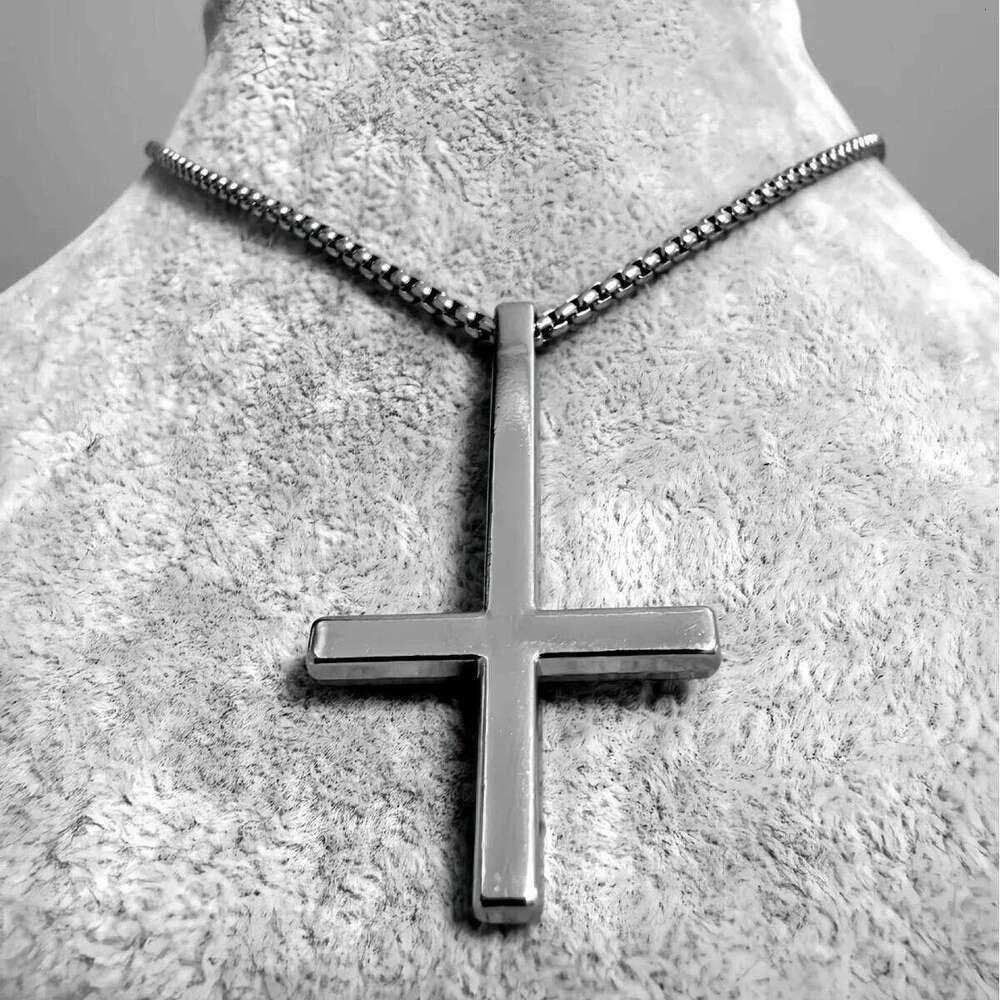 Inverted cross necklace,punk jewelry,stainles steel,gold Color,minimalist,hippie,Gothic accessory,Y2k,cross Choker For Women Man H260112