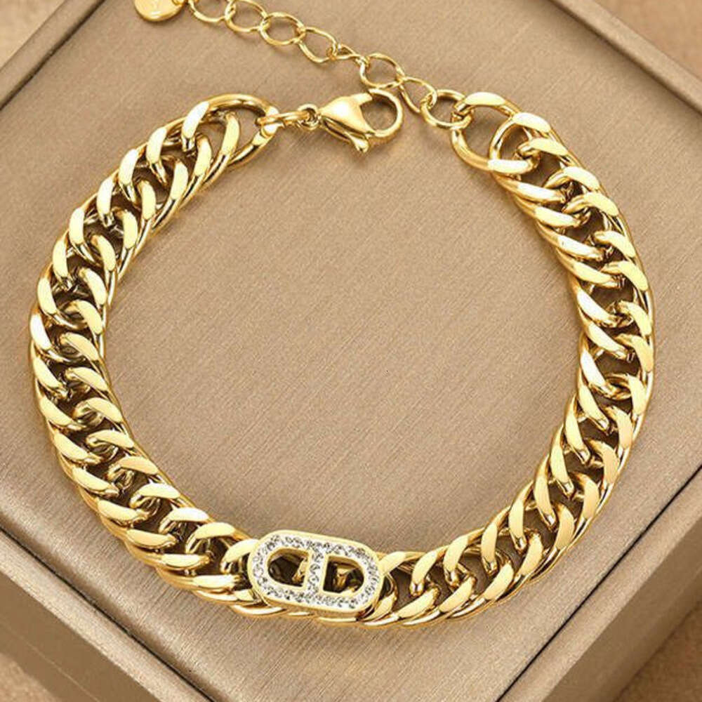 Multicolor Heart Charm Gold Cuban Chain Bracelet European American Retro Personality Niche Non-Tarnish Versatile Trending Jewelry Free Shipping
