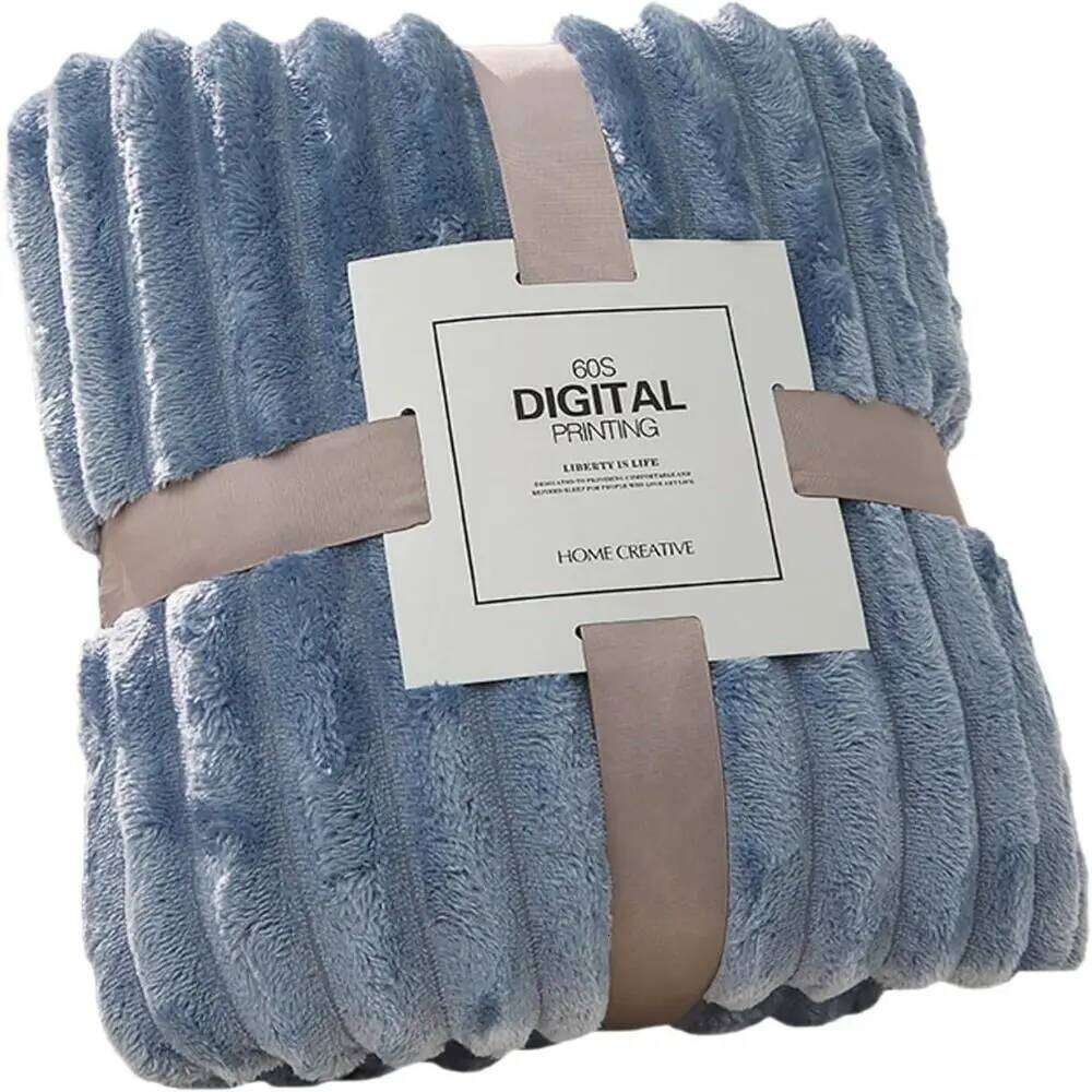 New Double High Quality Sided Warm Skin-Friendly Conditioning Quilt Ultra Soft Breathable Throw Blanket XJ260112