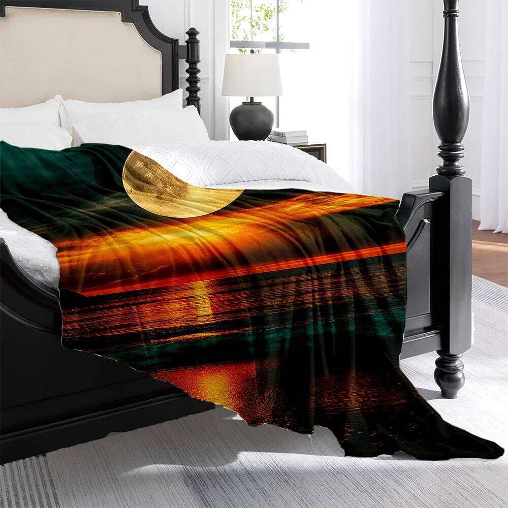 1pc Monet-Inspired Impressionist Sunrise Sunset Moon Seascape Plush Blanket - Green & Golden Ocean Waves with Turquoise to Deep XJ260112