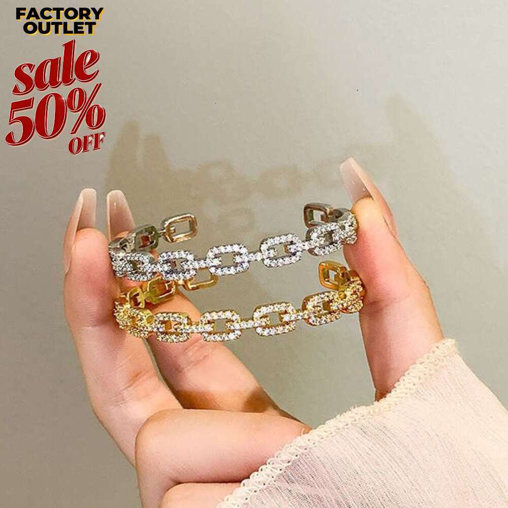 Crystal Bangle Shiny Zircon Snake Head crystal Link bracelet Open Cuff Bangle Fashion Animal Jewelry for Women Party Accessory
