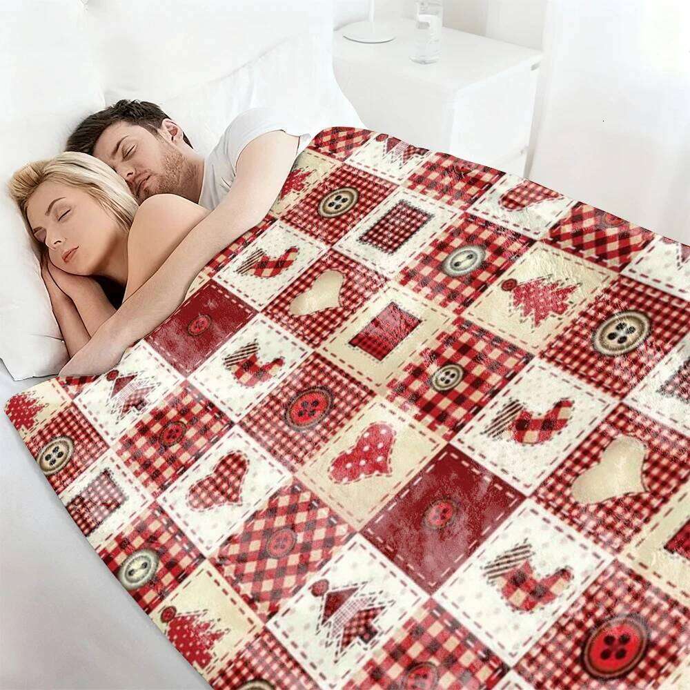 Christmas Patchwork Style Fleece Red Plaid with Santa Sock & Tree Pattern Cozy Throw Blanket Couch Bed Gift for Home XJ260112