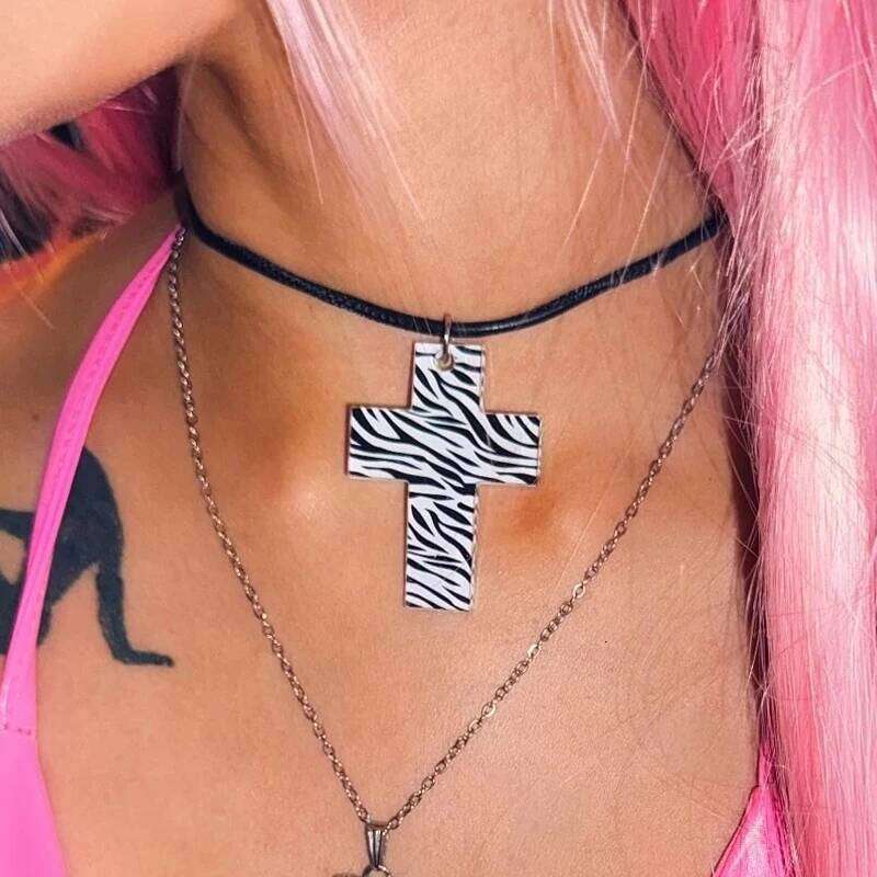 Y2K Jewelry Acrylic Leopard Zebra Print Cross for Women Cool Kawaii Cute Fashion Sexy Necklace Punk Accessories Goth H260112