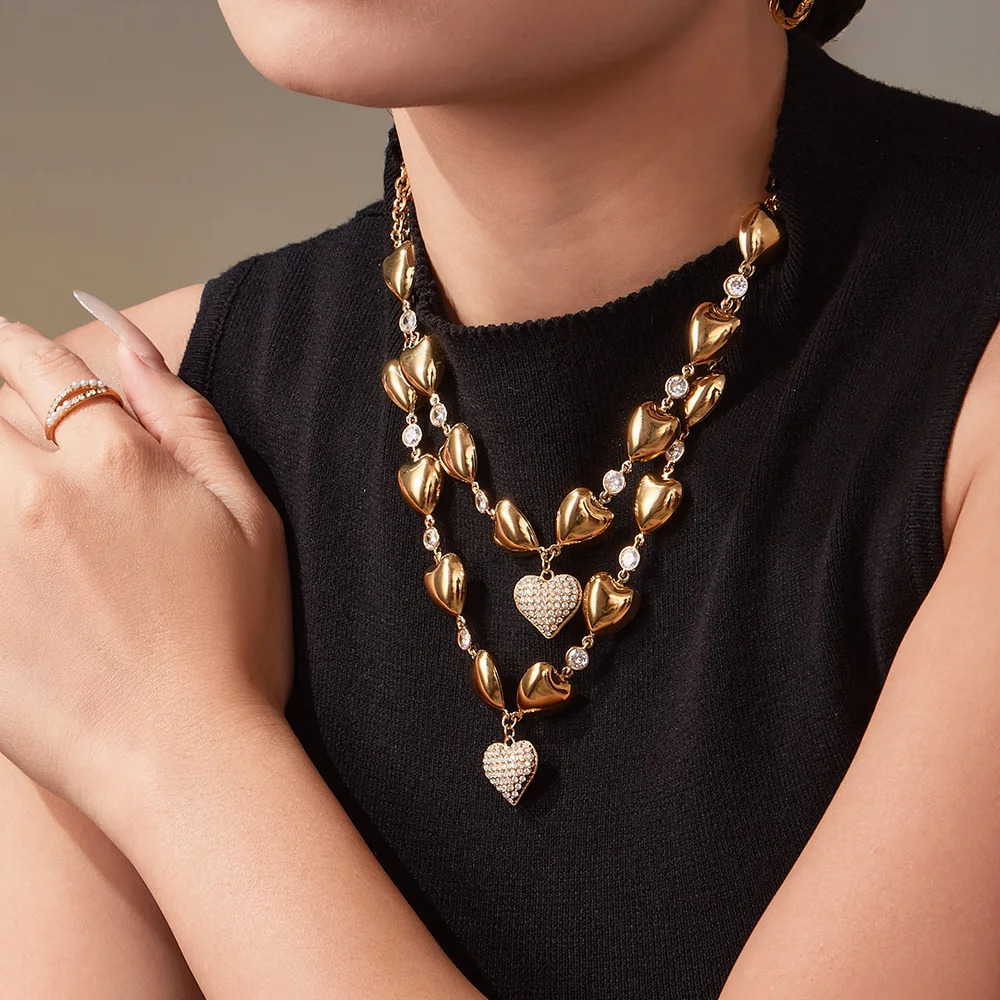 Shiny Zircon Heart Chain Pendant Necklace Womens 18K Gold-Plated Stainless Steel Necklace Ladies Exquisite Jewelry 260107
