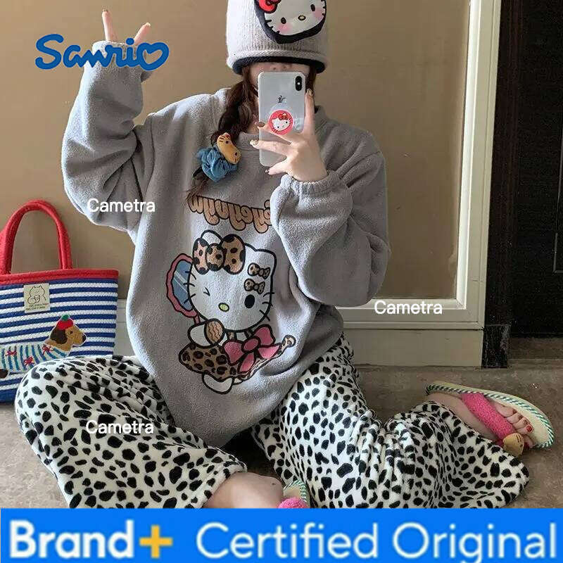 Sanrio Cartoon Hello Kittys Cute Warm Coral Velvet Women's Pajamas Winter Thickened Student Sleepwear Anime ed Plush Loungewear H260112