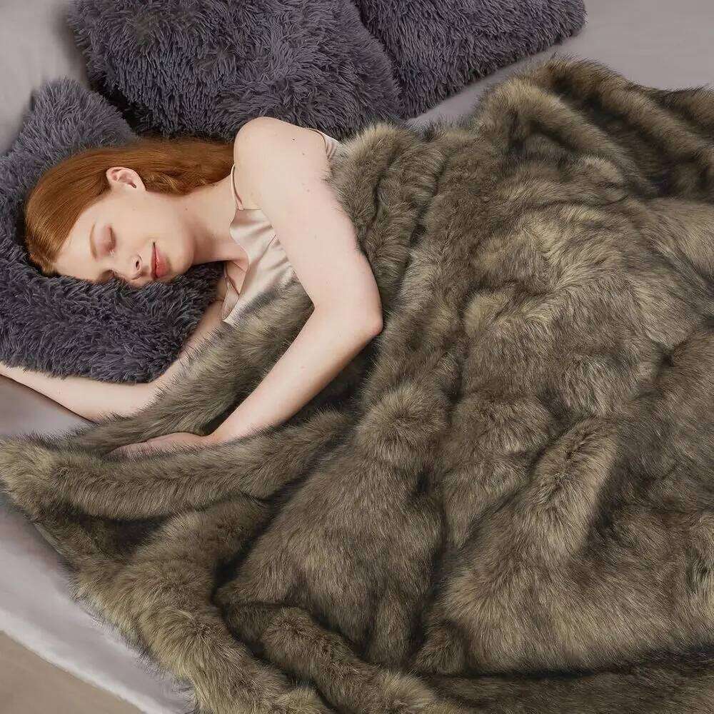 Thick 1000GSM Faux Fur Blanket, Cozy & Warm for Couch, Bed, Sofa, Reversible Mink Style 50x60, Grey XJ260112
