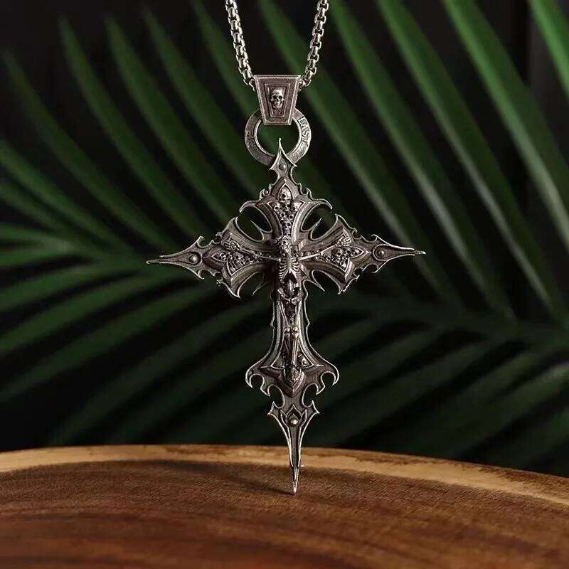 Gothic Skull Jesus Cross Pendant Necklace Jewelry for Men Large Vintage Skeleton Punk Religious Amulet Necklaces H260112