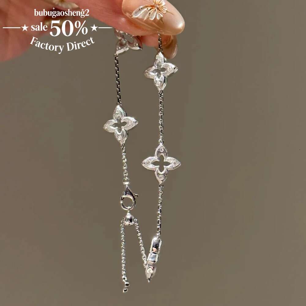 Charms Hollow Clover gold bracelet men Women Rhinestones Vintage French Style Plated Four-Leaf Flower diamond jewelry with Tassels