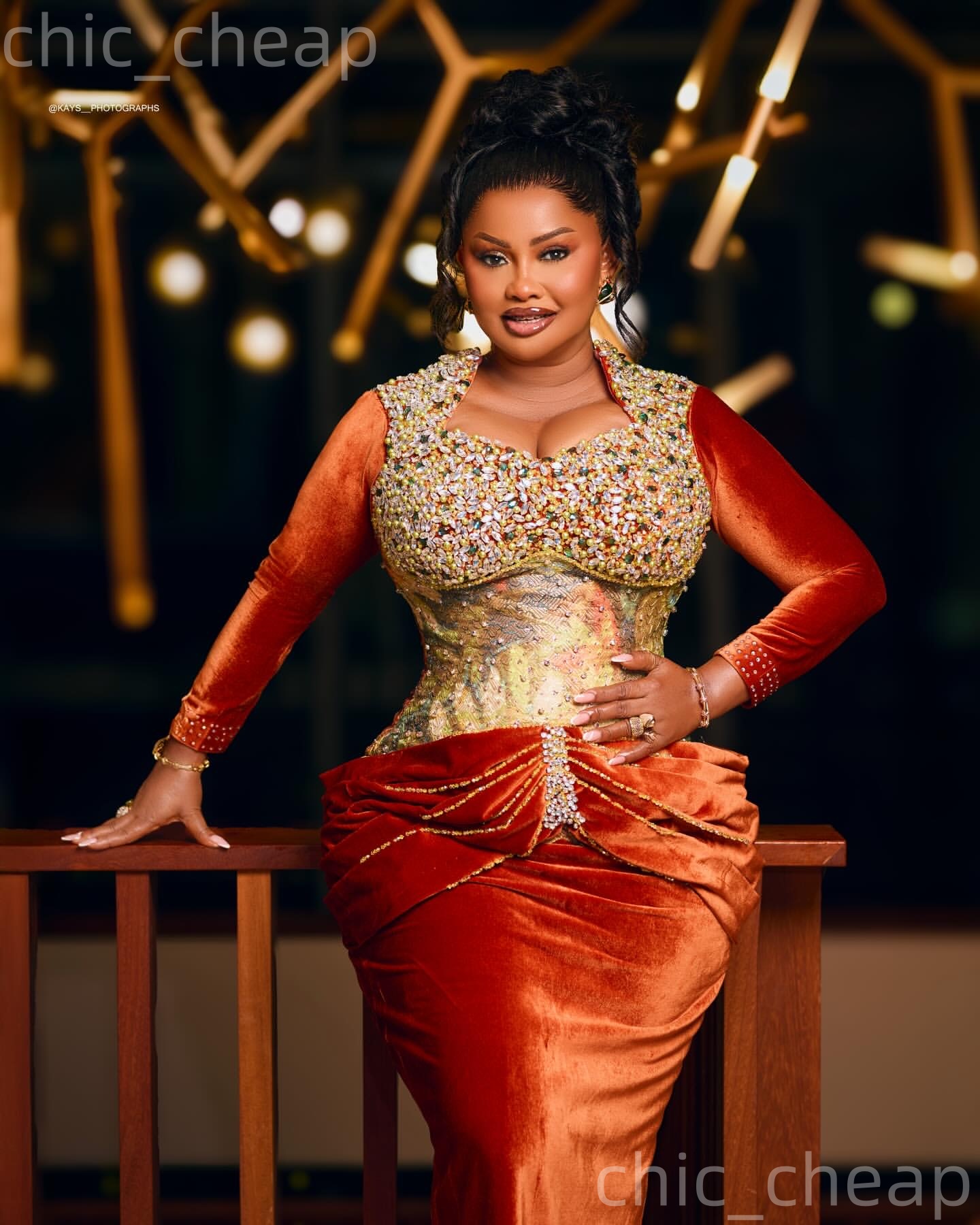 Aso Ebi Burnt Orange Sheath Prom Dresses 2026 Crystals Beaded Printed Velvet Evening Formal Party Second Birthday Engagement Gowns Dress For Special O