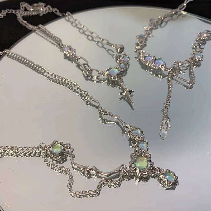 Kpop Fashion Shiny Star Necklace for Women Y2K Crystal Zircon Cross Pendant Necklaces Girls Antique Silver Color Clavicle Chain H260112