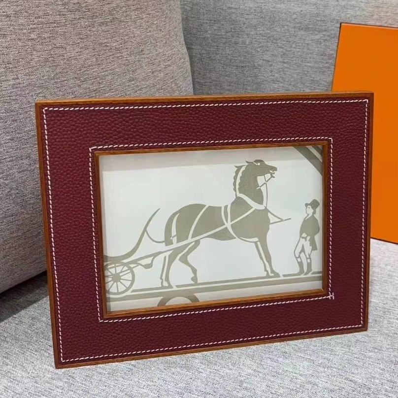 Wooden Pictures Mahogany Smooth Calfskin Simple Can Hold 7 Inch Photo Frame Modern Decor H260306