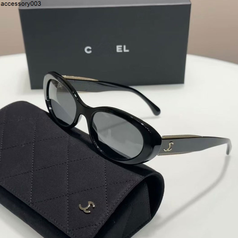 Sunglasses Luxury designer sunglasses for women and men classic and stylish versatile perfect for outdoor driving with UV400 sun protection a travel essential 2026