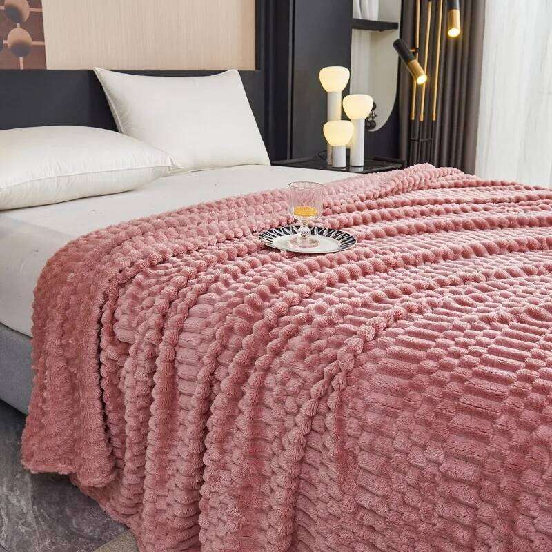 Soft Warm Fluffy Solid Colour Air Conditioning Blanket Sofa Cover Milk Velvet Bedspread Bed for Adults Kids Pet Home Textile XJ260112