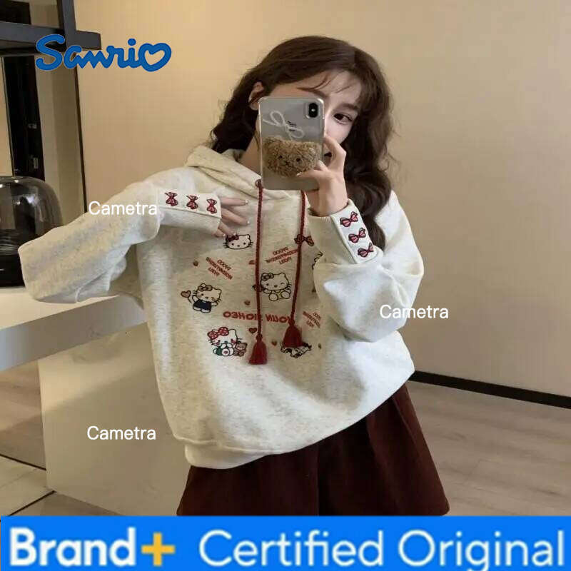 Sanrio Kawaii Kitty Hooded Sweatshirt Women Cartoon Embroidered Fleece Lined Thick Warm Loose Fit Casual Commuter Tops Autumn Winter H260112