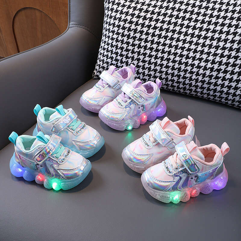 Light-Up Girls' Leather Sneakers Little Girls Cartoon Princess Soft Sole Non-Slip Walking Baby Shoes