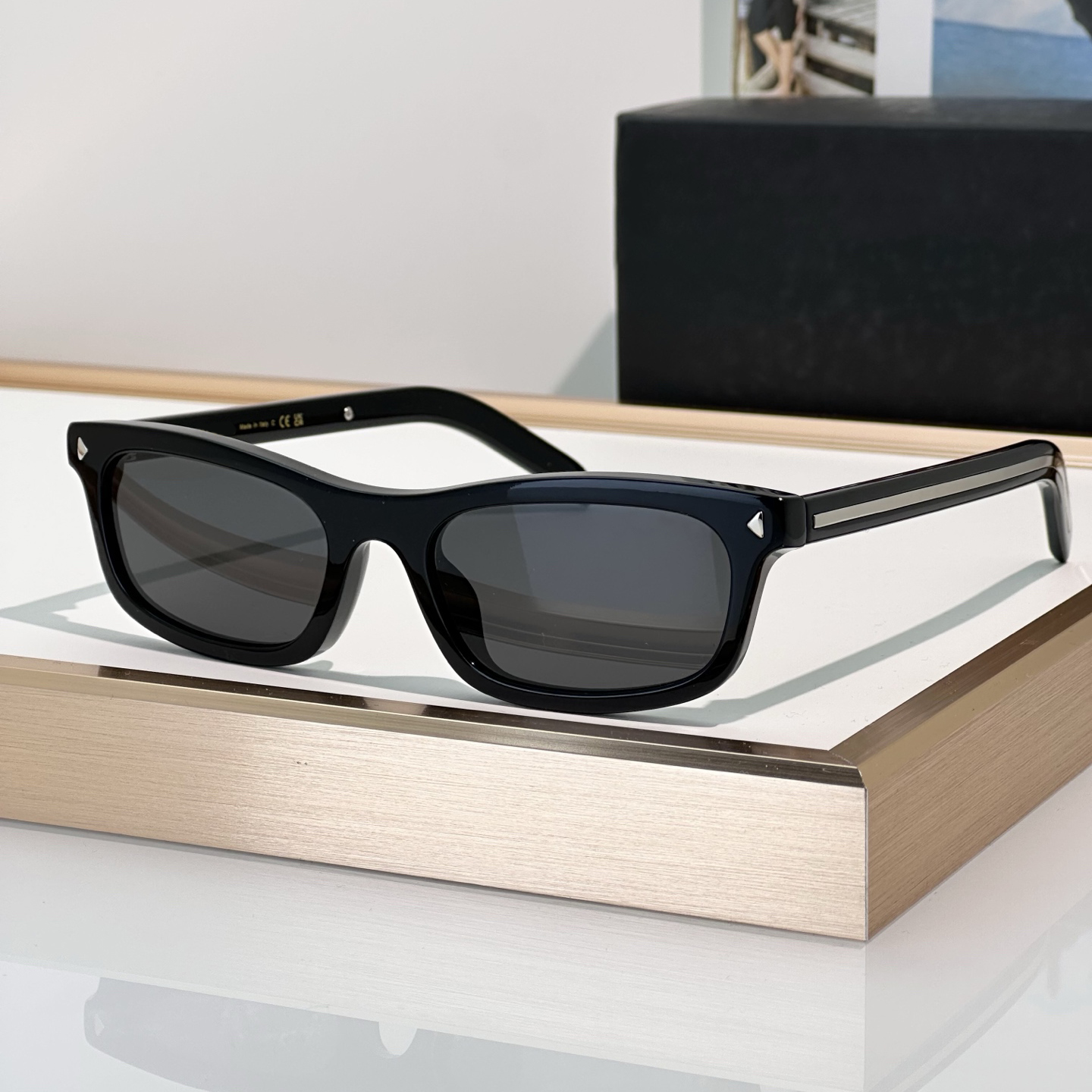 Sunglasses For Men Women Fashion D05S Summer Designer Stylish High Street Hip Hop Style Anti-Ultraviolet UV400 Plate Square Full Frame Glasses Random Box 05