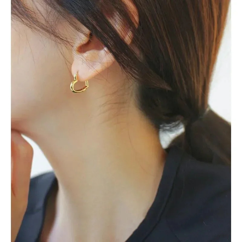 Korea Trendy Classic Silver Color Hollow Out Heart Hoop Earrings for Women Cute Sweet Drop Dangle Earrings Jewelry Gift 260112