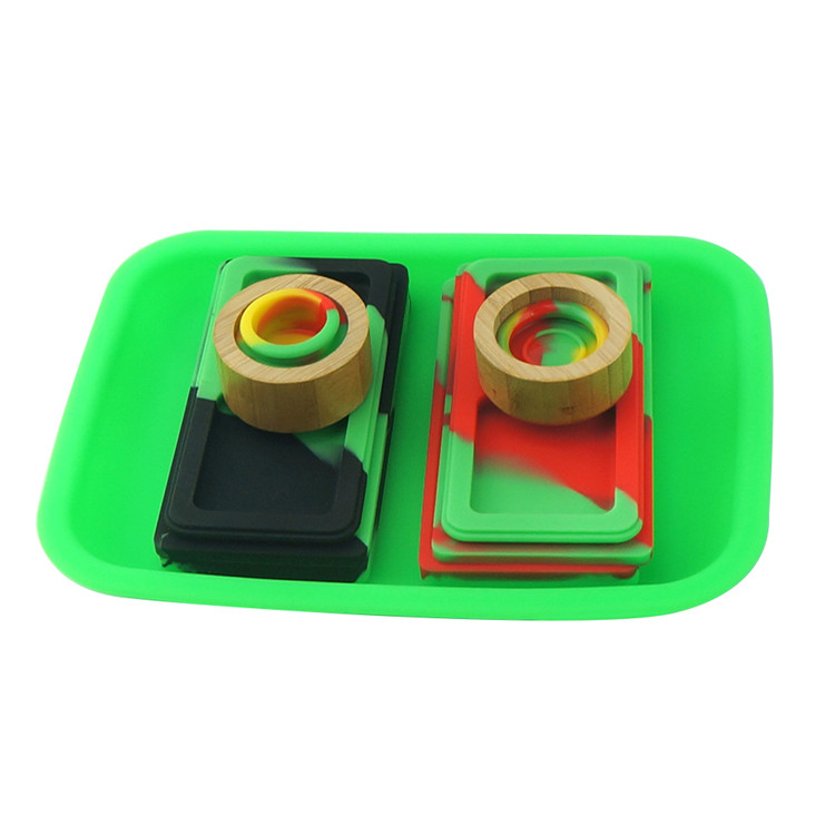 Silicone Rolling Tray Heat-resistant Tobacco Handroller Cigarette Tray Smoking Accessories Silicone Container Oil Rigs