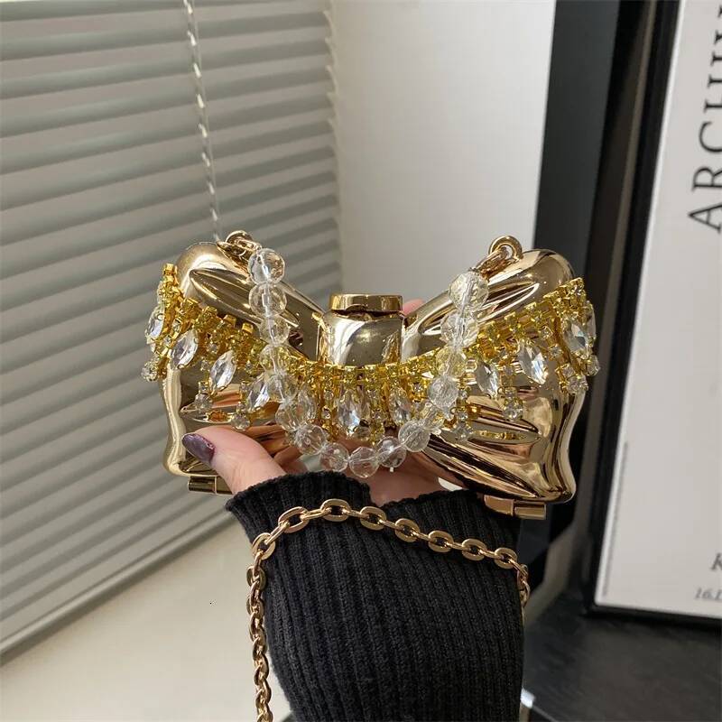 Bestseller Dinner for women Metal mini rhinestone tassel shoulder women's crossbody chain box gold evening bag ddmybear