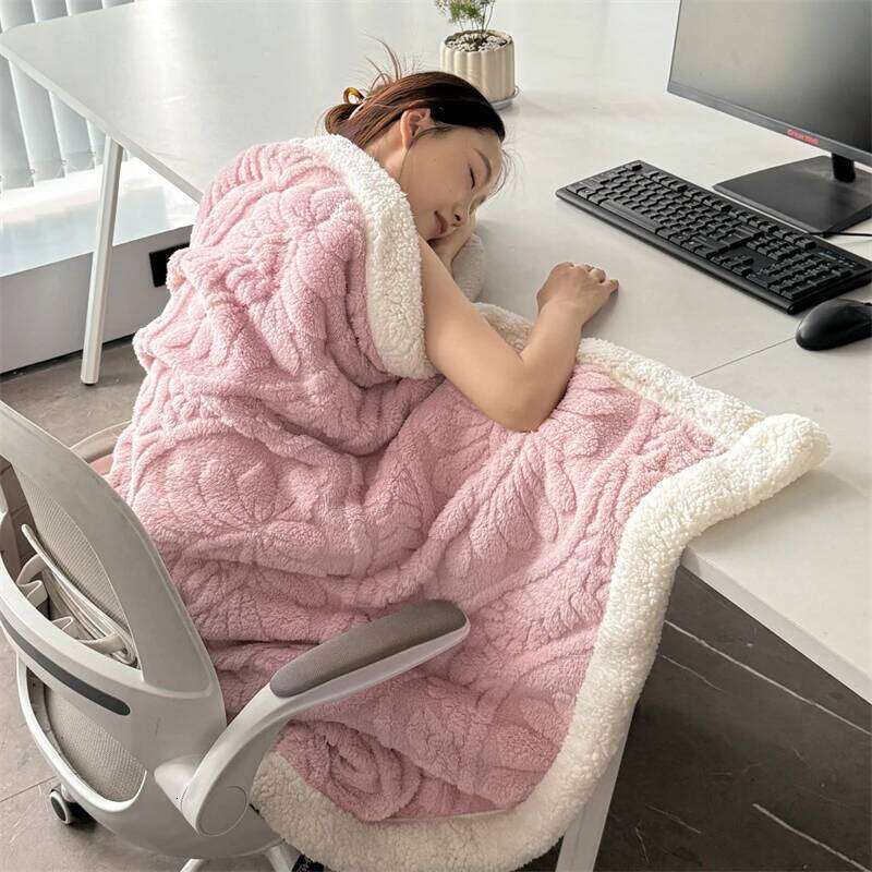 1pc Coral Fleece Blanket Winter Thick Soft Bedspread Warm Plaids for Beds Single/Queen/King Solid Color Thow Blankets XJ260112