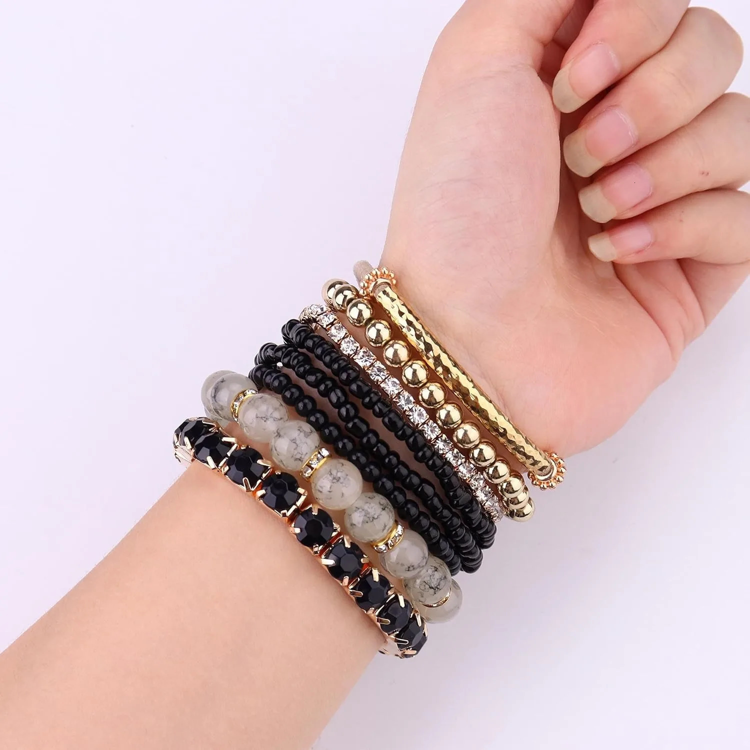 4 Sets Boho Bracelets for Women Multi-Color Layered Stackable Natural Beaded Bracelets Adjustable Stretch Bohemian Bracelets 260107