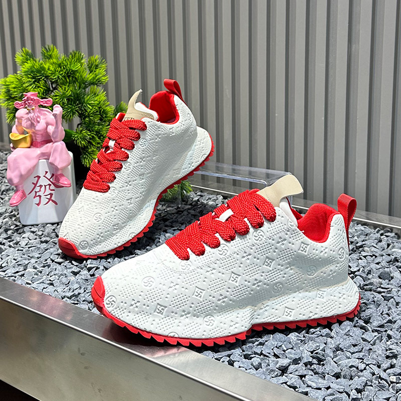Fashionable and versatile soft sole comfortable men's casual shoes 2026 new design embossed light luxury lightweight sports shoes size 39-44 Free