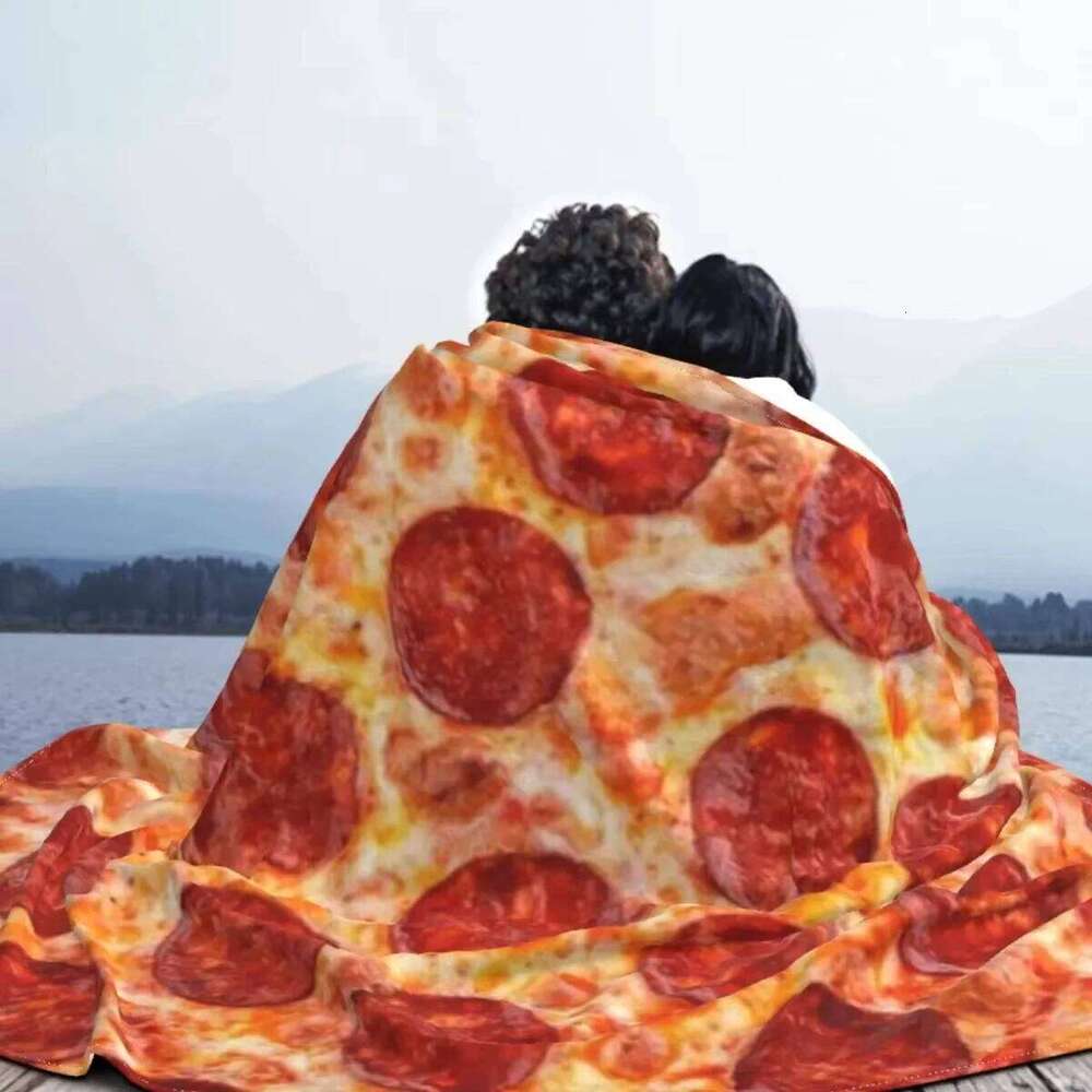 Portable Pizza Shape Flannel Throw Blanket - Soft Warm Plush for Sofa Bedroom, Winter Lavash Wool Plaid Bedspread XJ260112