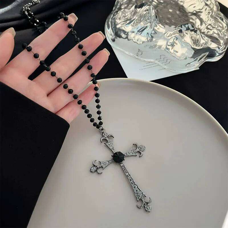 2025 Women Rhinestone Cross Pendant Necklace Y2K Hip Hop Street Creative Vintage Choker Punk Fashion Daily Jewelry Party Gifts H260112