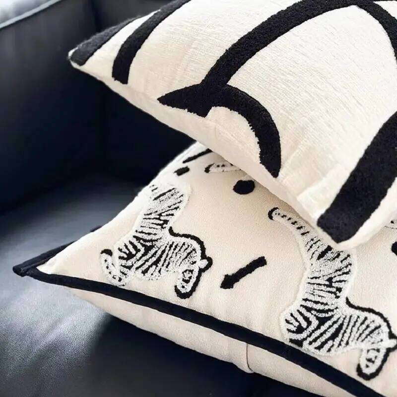 Luxury High-end Detachable Washable Popular New Design Pillowcase Living Room Sofa Decoration Pillow Cover Cushions