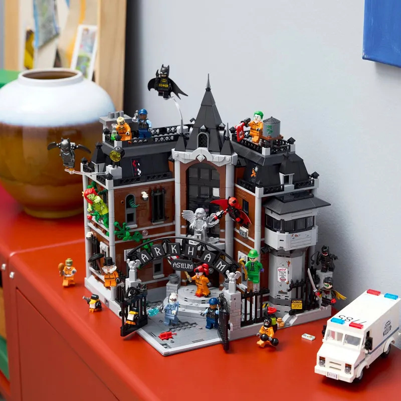 Cross-border Superhero Series 76300 Arkham Asylum Building Block Construction Toy