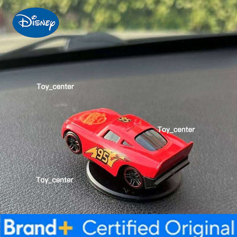 Disney Cars McQueen AE86 Drifting Console Dynamic Ornament Physical Attitude Indicator Novel Model That Follows The Car Turn H260113