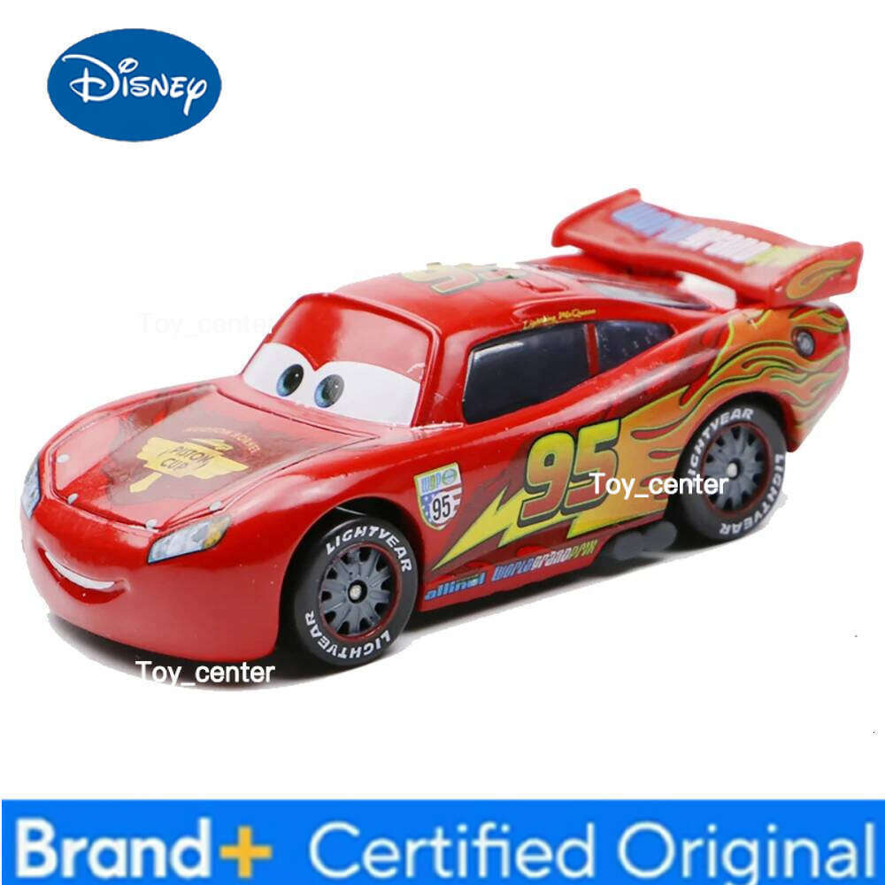 Disney Takara Tomy Cars Lightning McQueen Jackson Storm Alloy car model die-casting collection giving classic children's gift toys H260113