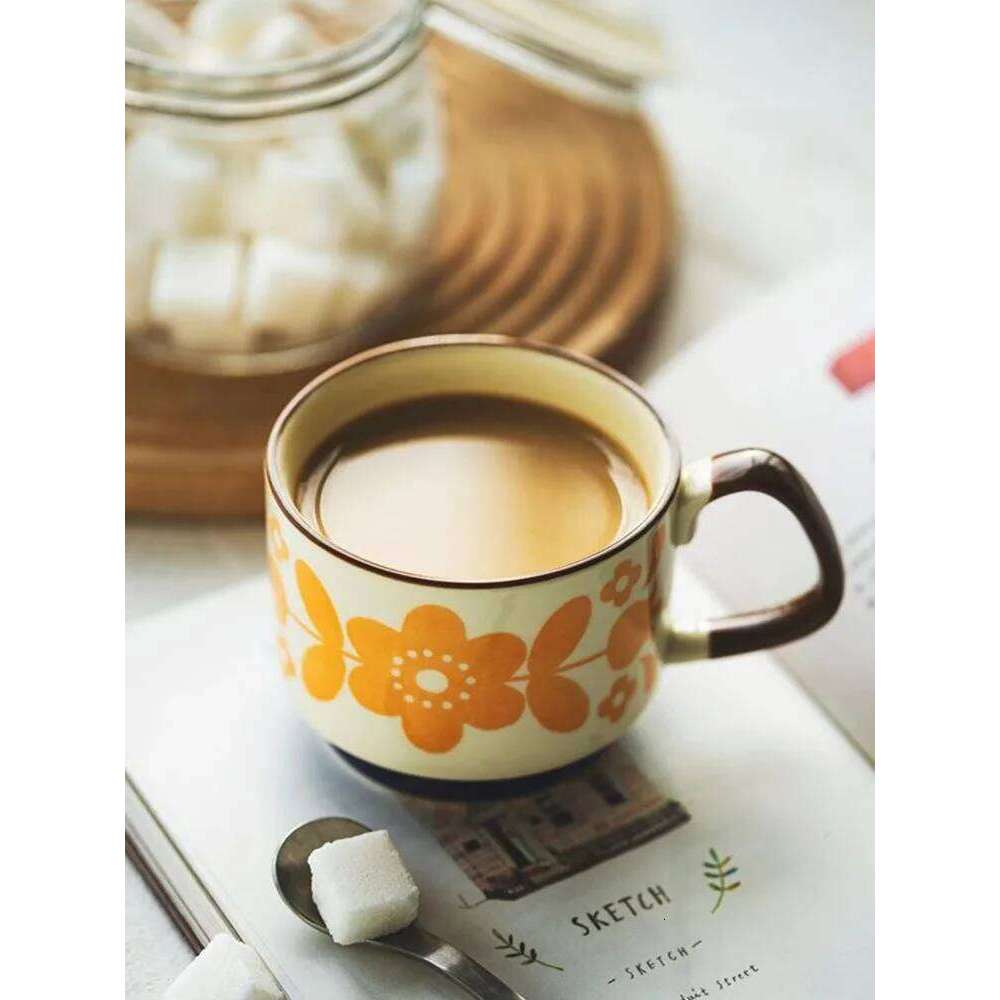 Ceramic Mug Floral Pattern Retro Style Coffee Cup 300ml Tea Drinking Utensil for Outdoor Garden Picnic Office Desk Durable Heat Resistant Tableware