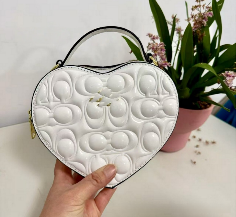 2026 Lady hot fashion luxury designer bag shoulder bag purse crossbody purse shuolder handbag wallet cross embossing Floral Heart Bag Valentine's Day gift