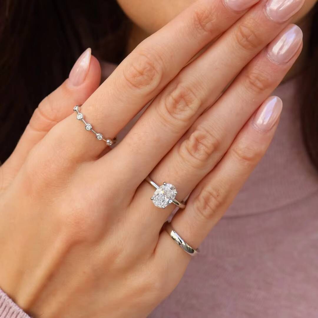 Factory Price 2ct Crushed Iced Cut Oval Moissanite Solitaire Engagement Wedding Ring 14K 18K White Gold VVS1 Gemstone Rings