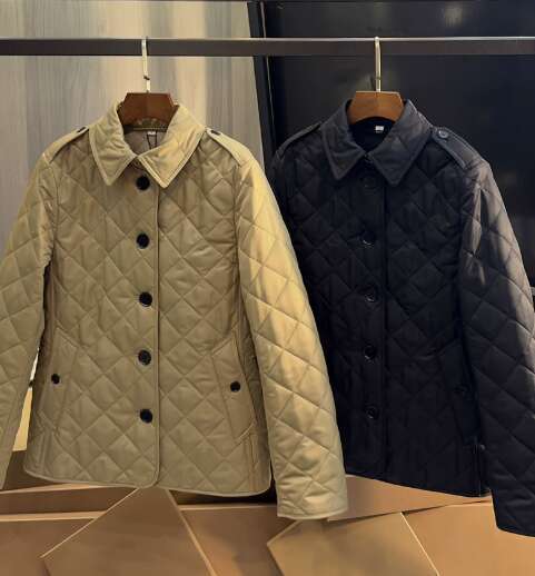 Women's Jackets Designer Brit Quilted jacket Winter Autumn tight Coat fashion cotton lady Slim Jacket Plug size H260113
