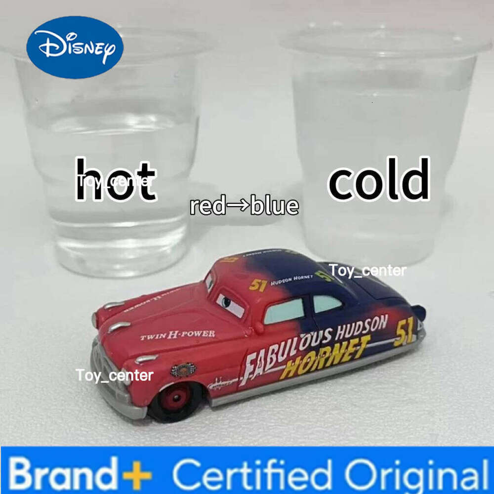 Disney Pixar Cars 3 Temperature-variable Model Lightning Color- changing Mcqueen Racing Family Mack Car Toy Children Toys Gift H260113