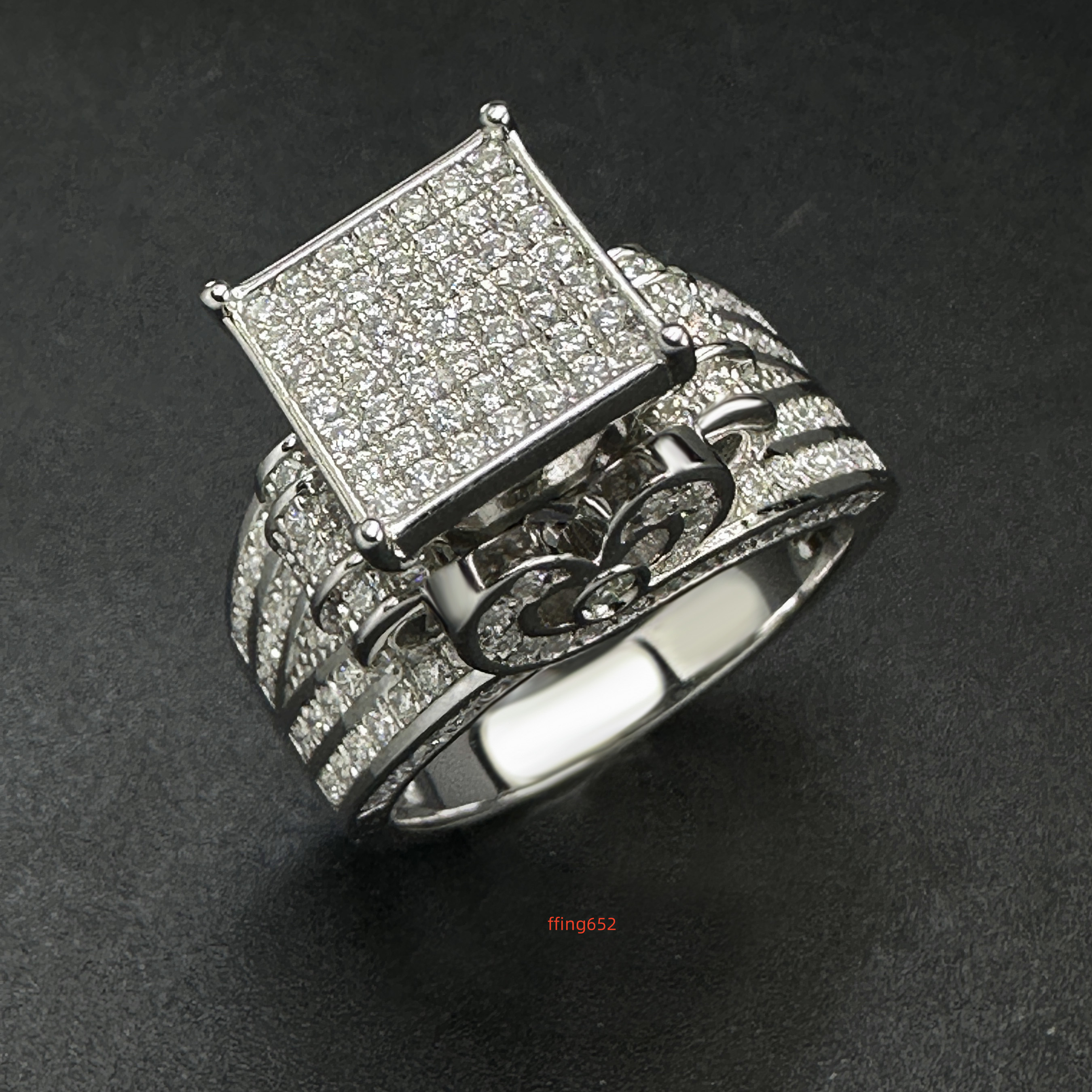 Wholesale Hot New Engagement Ring 925 Silver for Women White Gold High Quality Moissanite Iced Out Cluster Ring Hip Hop Jewelry